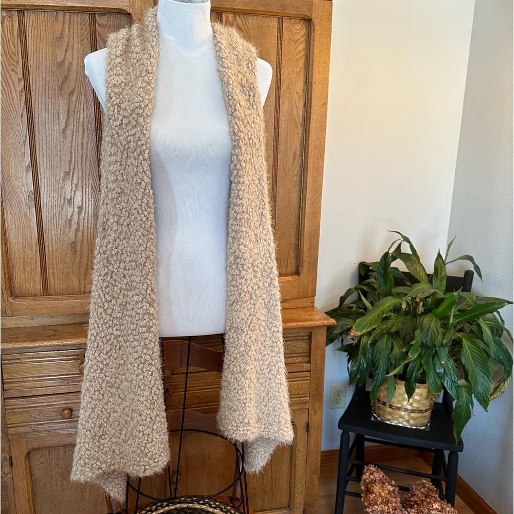 NWOT Sweater Vest Cato Neutral Bouclé Open-Front Sherpa Knit Cream Tan 18W 20W
